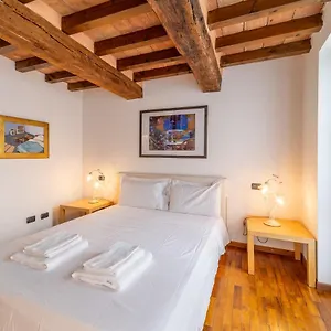 https://parakeet-house-alloggio-in-centro-parma.emilia-romagnahotels.net